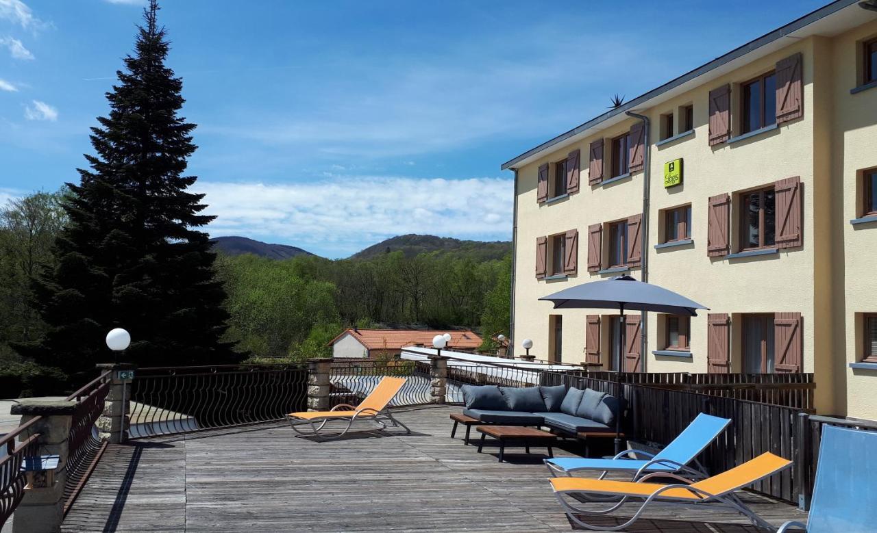 Logis La Rose Des Vents Hotel Volvic Ngoại thất bức ảnh