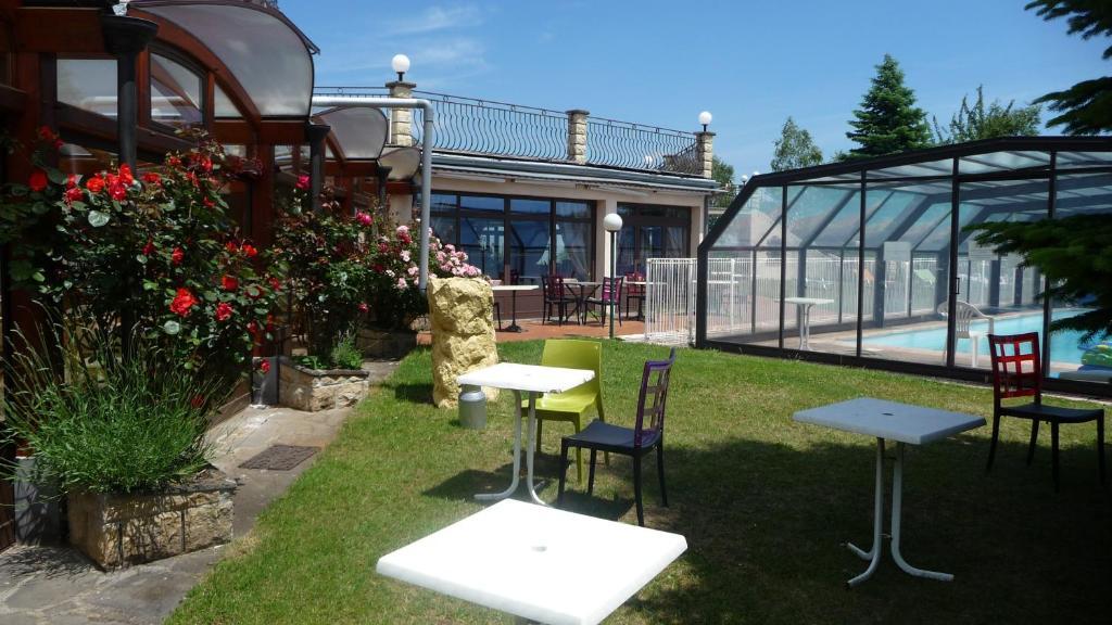 Logis La Rose Des Vents Hotel Volvic Ngoại thất bức ảnh