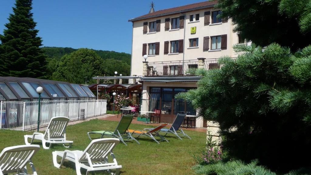 Logis La Rose Des Vents Hotel Volvic Phòng bức ảnh