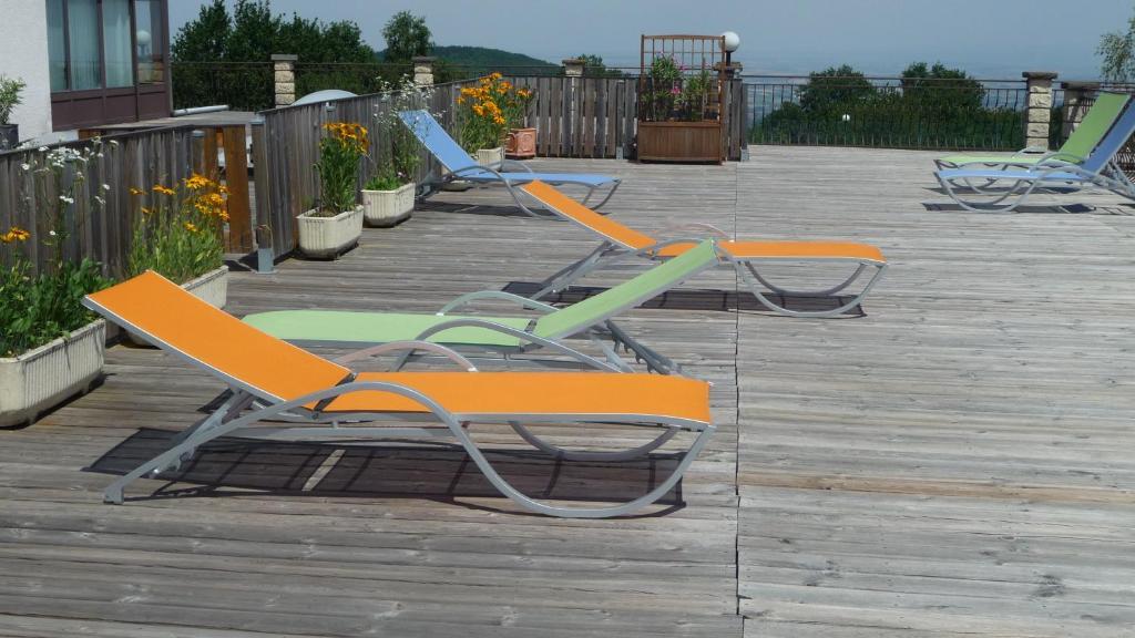 Logis La Rose Des Vents Hotel Volvic Ngoại thất bức ảnh
