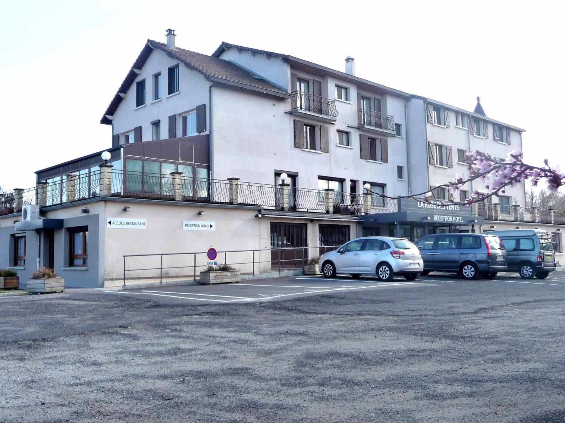 Logis La Rose Des Vents Hotel Volvic Ngoại thất bức ảnh