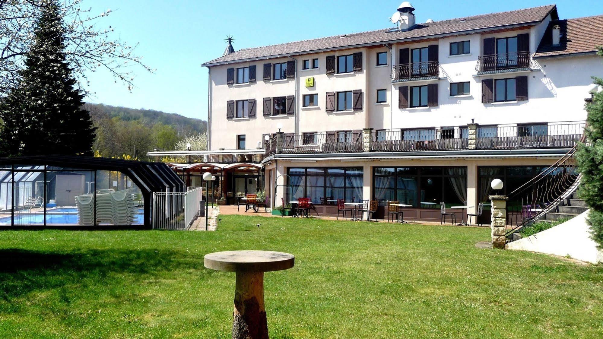 Logis La Rose Des Vents Hotel Volvic Ngoại thất bức ảnh